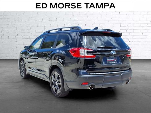 Used 2025 Subaru Ascent Onyx Edition w/ Onyx Package AWD/4WD image 3
