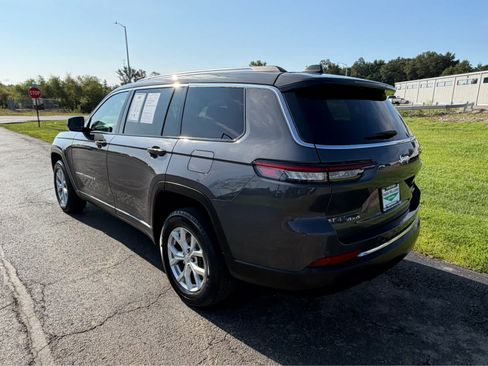 Used 2023 Jeep Grand Cherokee L Limited AWD/4WD image 7