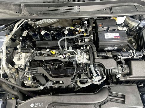 Used 2025 Toyota Corolla LE FWD image 31