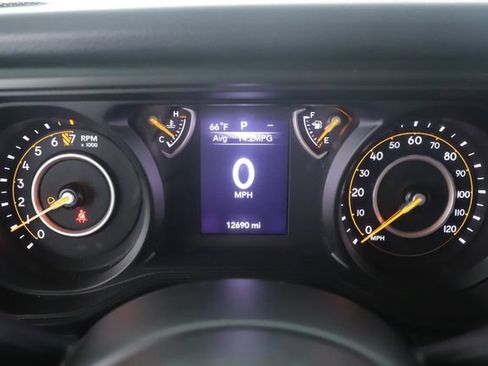 Used 2024 Jeep Gladiator Sport AWD/4WD image 20