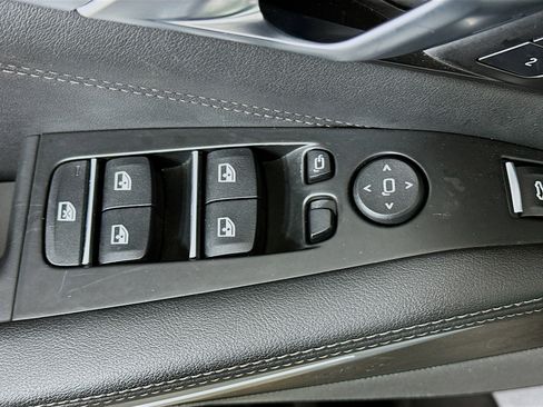 Used 2024 BMW X5 sDrive40i w/ Premium Package image 15