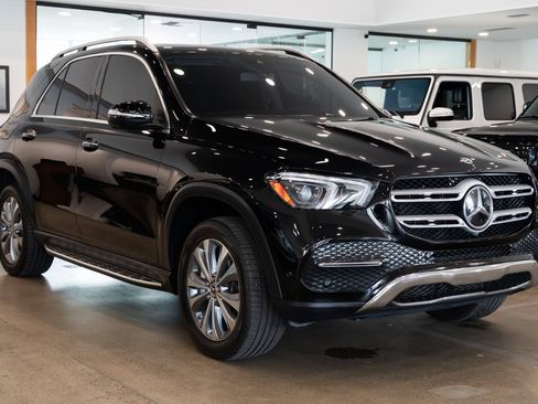 Used 2020 Mercedes-Benz GLE 350 4MATIC w/ 3rd Row Seat Package image 3