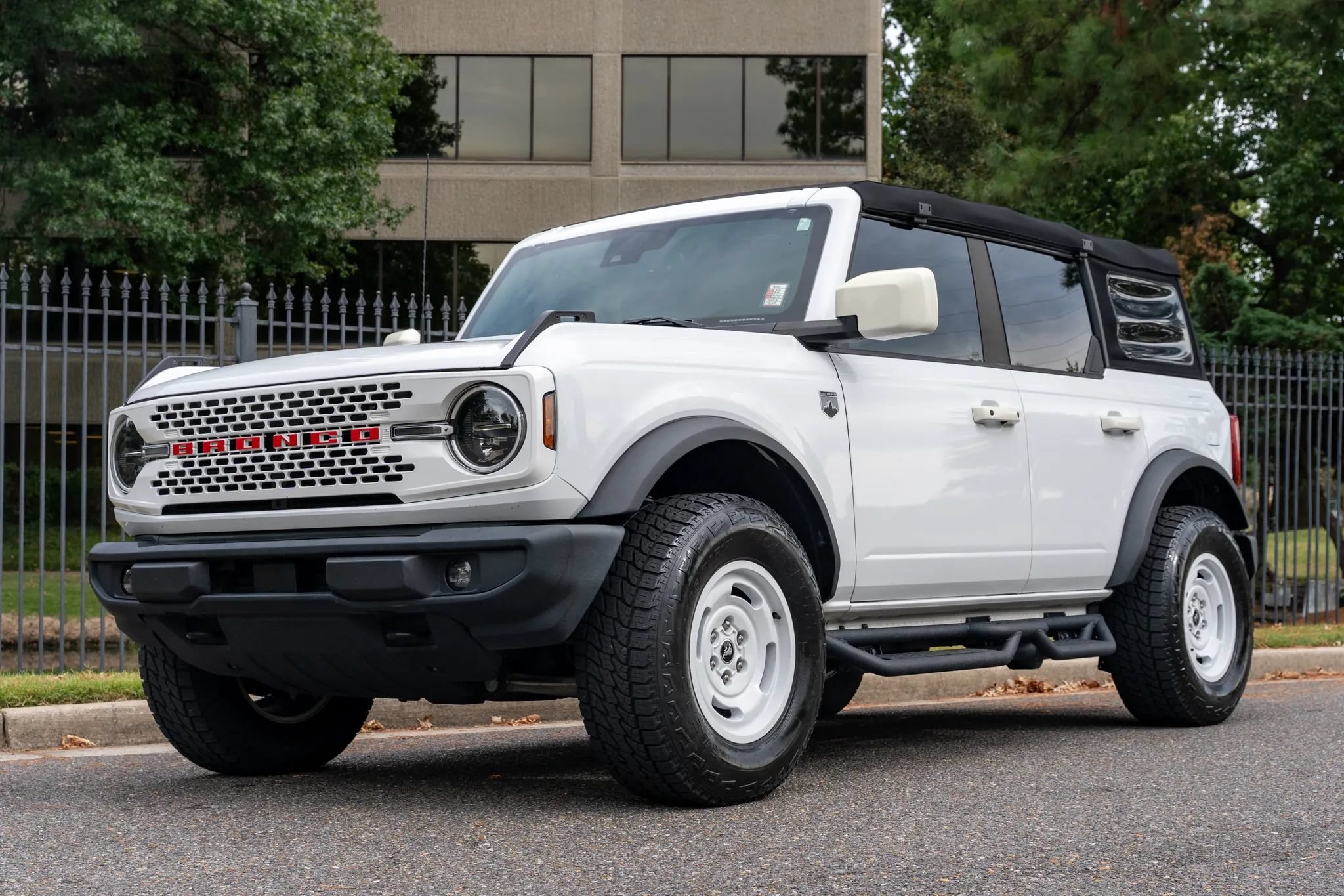 Used 2023 Ford Bronco Big Bend AWD/4WD image 1
