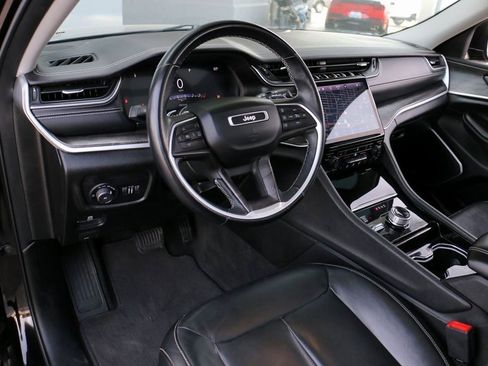 Used 2021 Jeep Grand Cherokee L Limited image 19