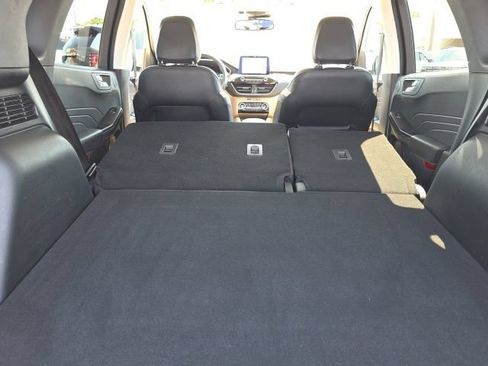 Used 2021 Ford Escape Titanium FWD image 26