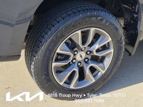 Used 2021 Chevrolet Silverado 1500 RST w/ Convenience Package II RWD image 7