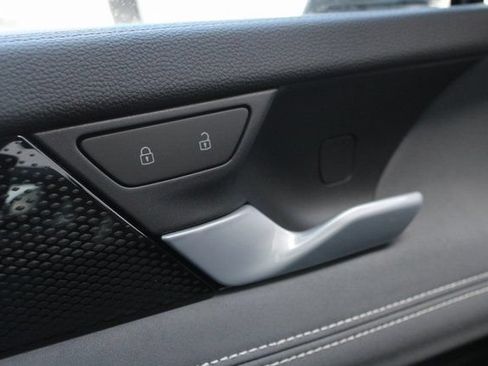 New 2026 Volkswagen Tiguan SE R-Line FWD image 7