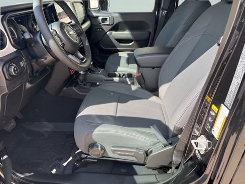 New 2026 Jeep Gladiator Willys image 11