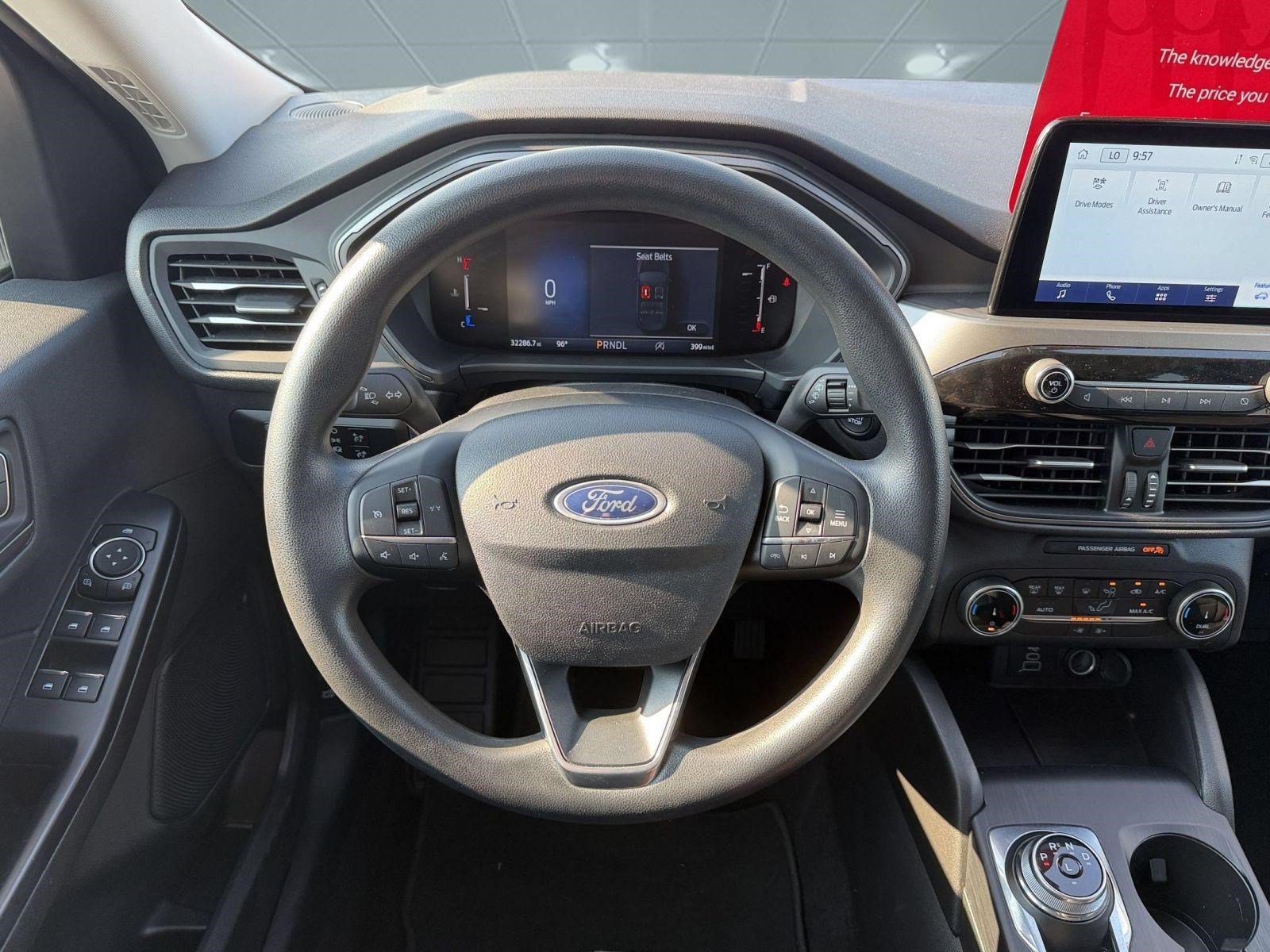 Used 2025 Ford Escape Active FWD image 15