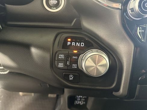 Used 2025 RAM 1500 Laramie image 20