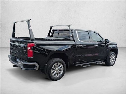 Used 2020 Chevrolet Silverado 1500 LTZ w/ LTZ Premium Package AWD/4WD image 5
