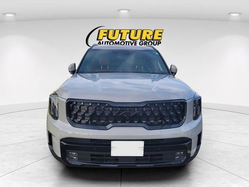 Used 2025 Kia Telluride SX Prestige X-Pro AWD/4WD image 2