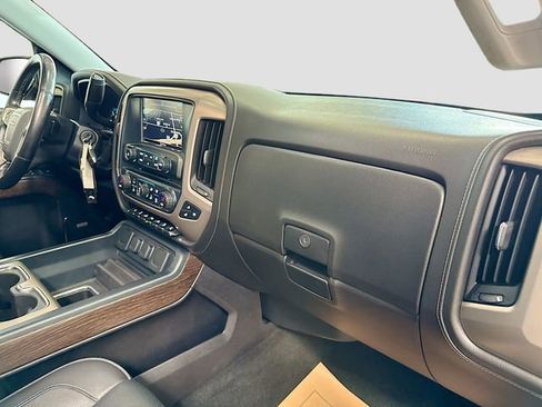 Used 2017 GMC Sierra 1500 Denali w/ Denali Ultimate Package AWD/4WD image 31