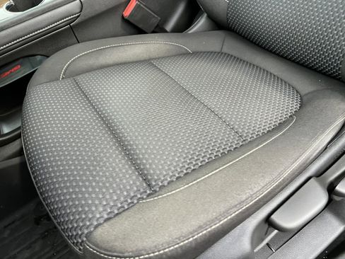 Used 2023 GMC Acadia SLE w/ LPO, Floor Liner Package image 11