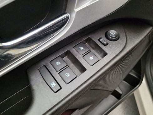 Used 2015 Chevrolet Equinox LS FWD image 27