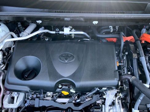 Certified 2021 Toyota RAV4 SE w/ Weather & Moonroof Package AWD/4WD image 32