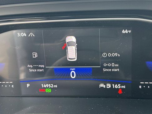 Certified 2024 Volkswagen Jetta SE w/ Panoramic Sunroof Package image 22