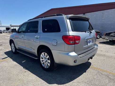 Used 2014 Toyota Sequoia Platinum RWD image 2