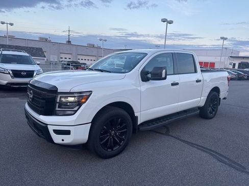 Certified 2024 Nissan Titan SV w/ SV Convenience Package image 55
