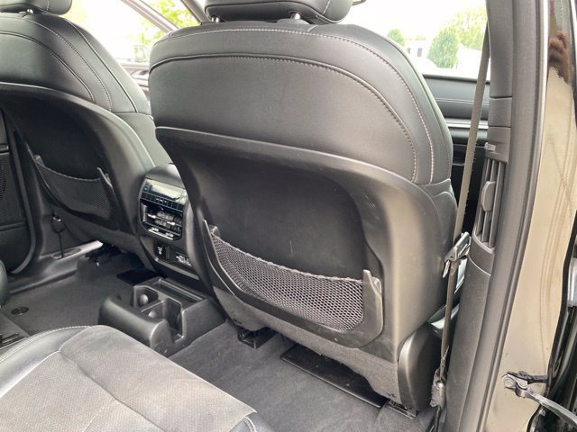 Used 2023 Jeep Grand Cherokee L Altitude AWD/4WD image 36