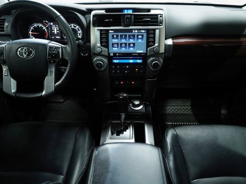 Used 2023 Toyota 4Runner Limited image 15