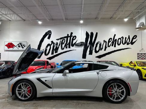 Used 2015 Chevrolet Corvette Stingray Coupe w/ 2LT Preferred Equipment Group RWD image 2