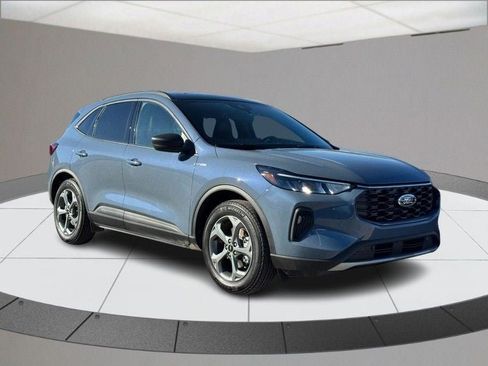 Used 2025 Ford Escape ST-Line w/ Tech Pack #1 image 2