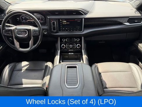 Used 2022 GMC Yukon XL Denali image 13