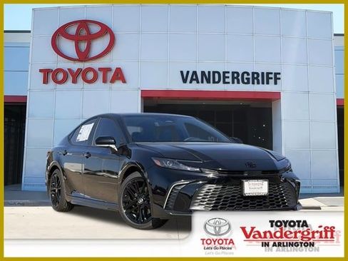 New 2026 Toyota Camry SE w/ Convenience Package FWD image 1
