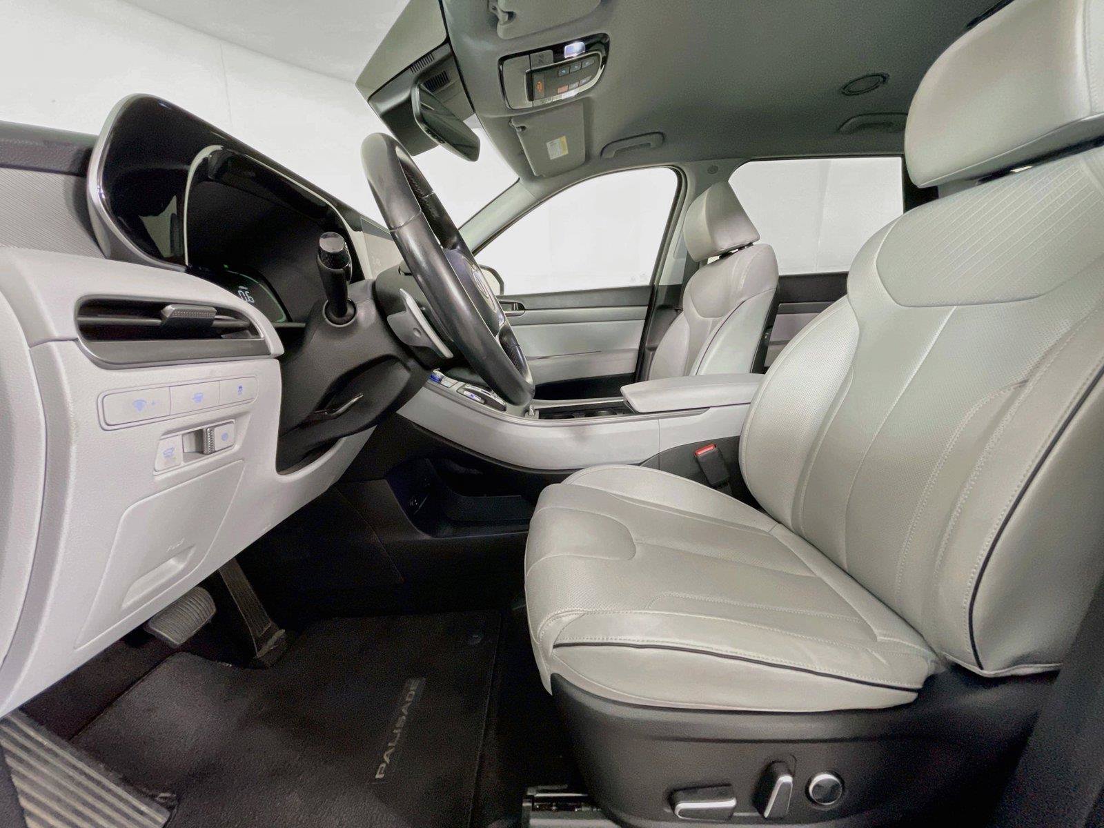 Used 2023 Hyundai Palisade SEL AWD/4WD image 25