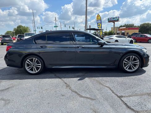 Used 2016 BMW 740i RWD image 18