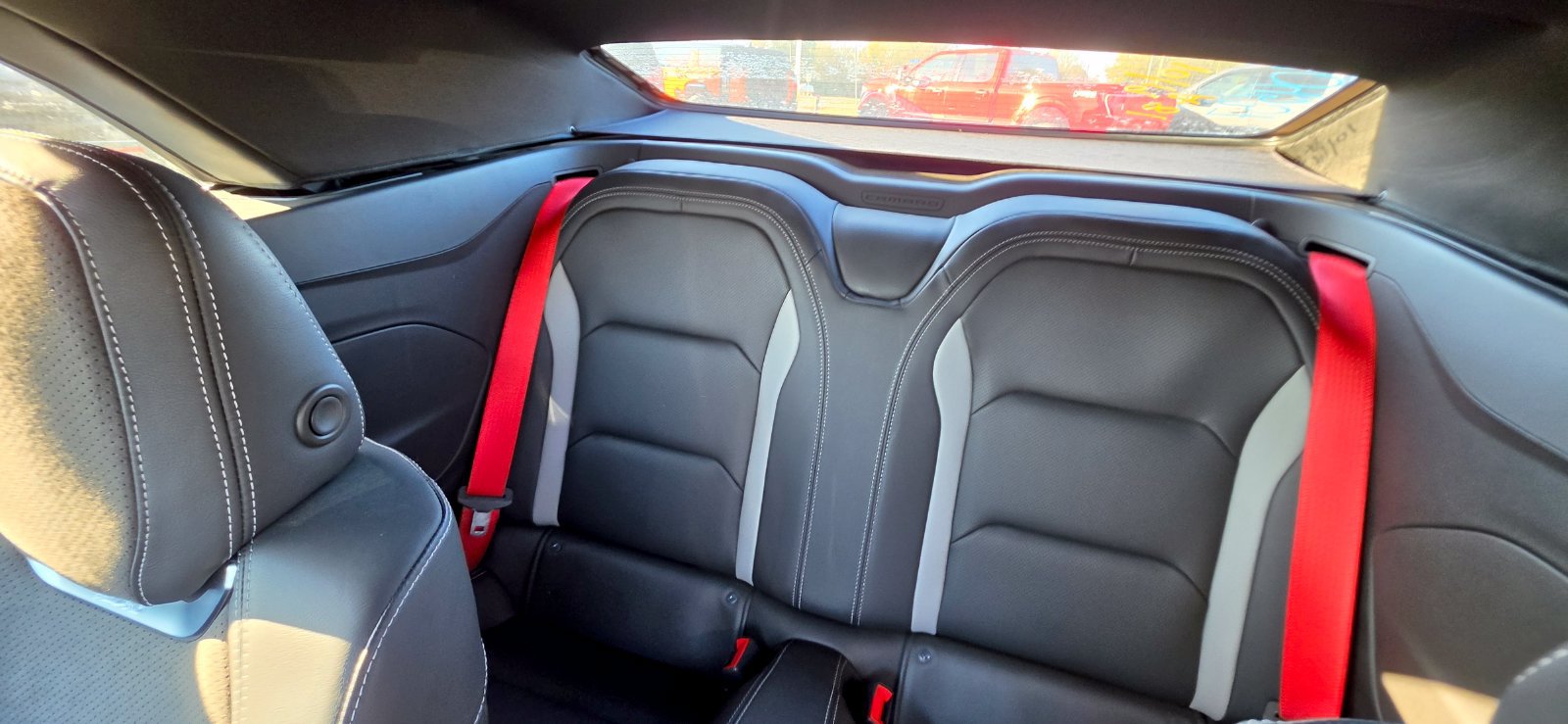 Used 2020 Chevrolet Camaro LT RWD image 9