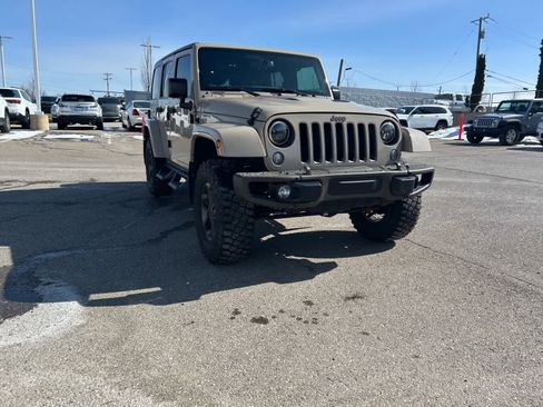 Certified 2016 Jeep Wrangler Unlimited Sahara image 9