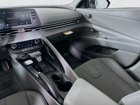 New 2026 Hyundai Elantra Sport FWD image 21