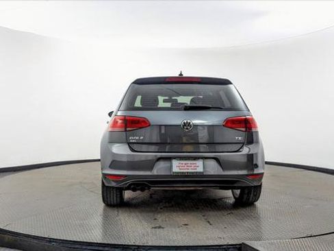 Used 2017 Volkswagen Golf SEL image 7