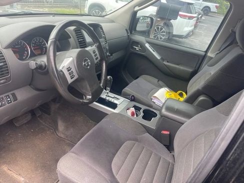 Used 2010 Nissan Pathfinder SE w/ SE Premium Journey Pkg AWD/4WD image 10