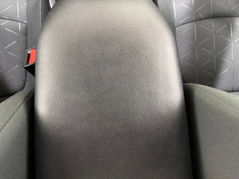 Used 2025 Toyota RAV4 XLE w/ Convenience Package AWD/4WD image 41
