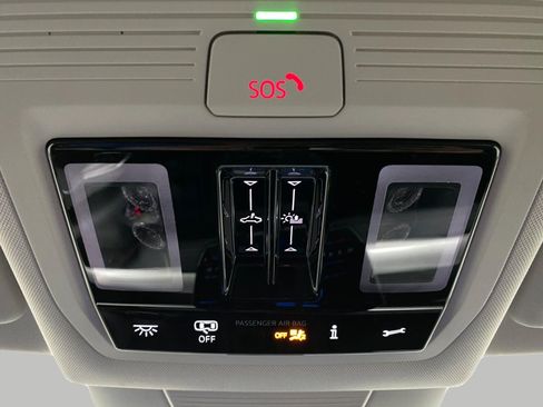 Certified 2026 Volkswagen Tiguan SE AWD/4WD image 24