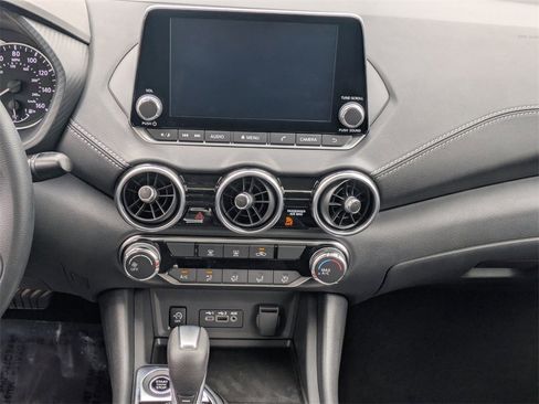 New 2025 Nissan Sentra SV image 17
