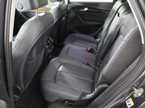 Used 2018 Audi Q5 2.0T Premium Plus w/ Premium Plus Package image 21