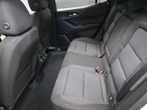 New 2026 Chevrolet Equinox LT w/ Safety and Technology Package image 9