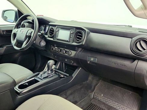 Used 2019 Toyota Tacoma SR w/ SX Package image 23