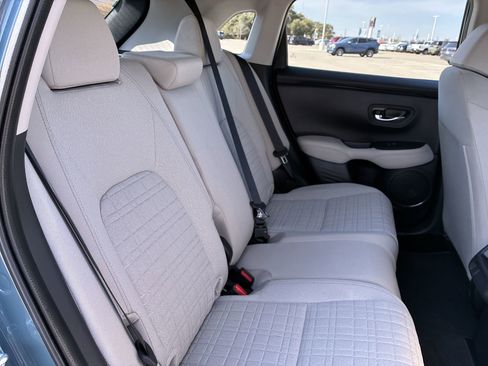 Certified 2026 Honda HR-V LX image 21