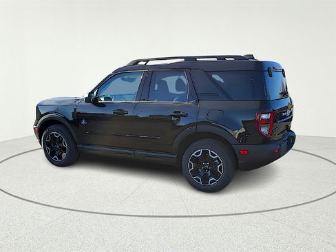 New 2025 Ford Bronco Sport Outer Banks image 4