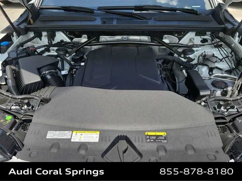 Certified 2025 Audi Q5 Premium w/ Convenience Package AWD/4WD image 17