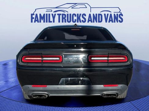 Used 2015 Dodge Challenger R/T Plus image 4