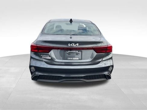 Certified 2024 Kia Forte LXS image 7