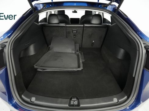 Used 2022 Tesla Model Y Long Range image 23