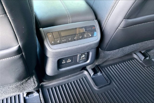 Certified 2024 Nissan Pathfinder Platinum w/ Cargo Package FWD image 31