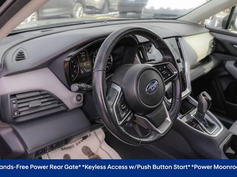 Used 2022 Subaru Outback Premium image 5